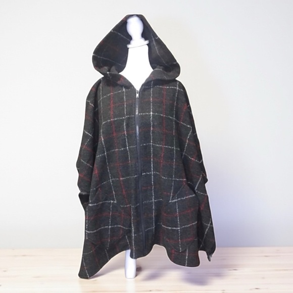 Kial Hooded Tartan Pancho in Gray, White & Red Size Small/Medium - Picture 1 of 5